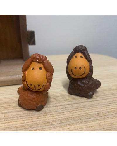 La Com - CT401 Crèche avec 8 st en terre cuite
